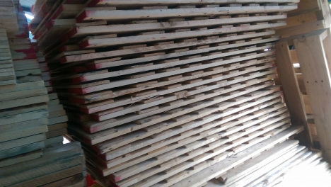 Chuyên mua bán gỗ thông ,thông nhập khẩu tại đà nẵng