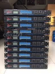 Phân phối quản lý nguồn điện R400 Mới 100%