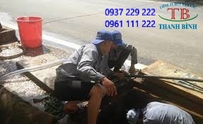 Chuyên hút bể phốt, thông cống bằng máy lò xo, không đục phá- có hóa đơn VAT