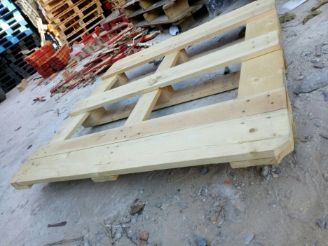 Pallet nhựa tại ĐÀ NẴNG 0901166292 các loại cạnh tranh tốt