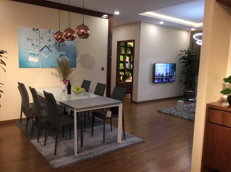 Chung cư cao cấp view 3 hồ khu Linh Đàm có sân golf, bể bơi, tenis, sân bóng...dọn ở ngay