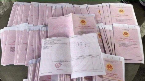 Cần bán gấp 2 lô đất ở đường Lê Thị Riêng, quận 12, gần UBND quận 12