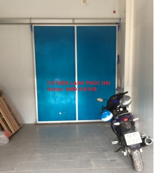 Chuyên sản xuất và phân phối cửa kho lạnh