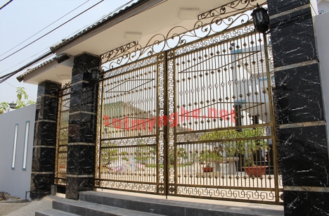 Mẫu cổng sắt mỹ nghệ đẹp