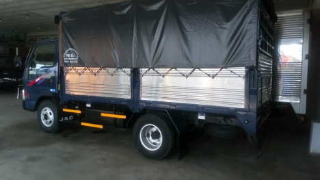Bán Jac 2T4 mới 100% giá tốt