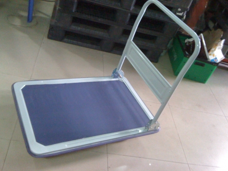 Xe nâng tay các loại 2T,2.5T,3T Tại Đà Nẵng