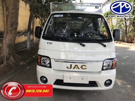 Xe tải 1t25 thùng dài 3m2 tiêu chuẩn Euro 4.