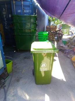0901166292 Cung cấp các loại thùng rác nhựa,pallet gỗ tại đà nẵng