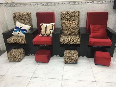 Bộ ghé Nails mới 90%