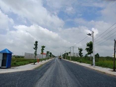 Đất nền tỉnh lộ 15 gần chợ chiều, trường tiểu học Tân Thạnh Đông, SHR.
