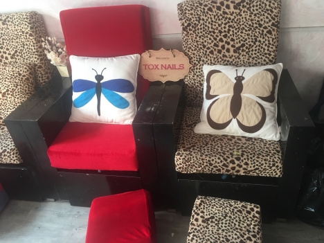 Bộ ghé Nails mới 90%