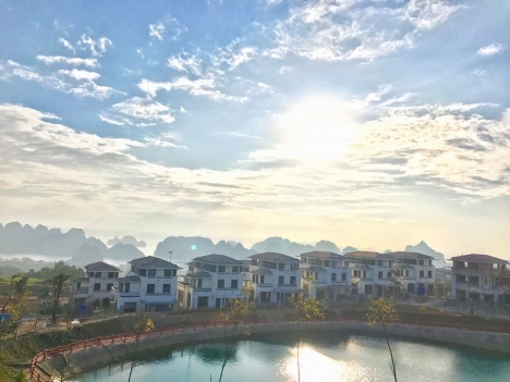 Chỉ 4 tỉ đồng sở hữu ngay biệt thự trên cao view vịnh Hạ Long