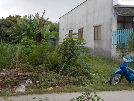 Đất mặt tiền đg dall gần chợ cầu đg chừa TP Vinhlong