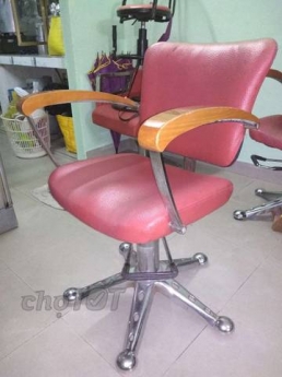 Cần bán 3 ghế cắt tóc Nữ
