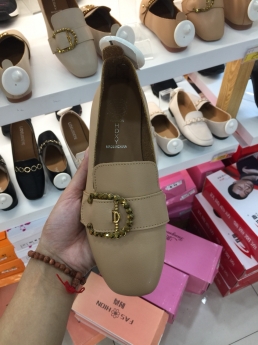 Giày bệt chất mềm cực êm chân giá cực tốt