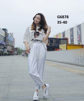 Mẫu giày nữ cá tính cực phong cách