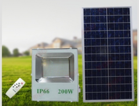 ĐÈN NĂNG LƯỢNG MẶT TRỜI 200W POLY