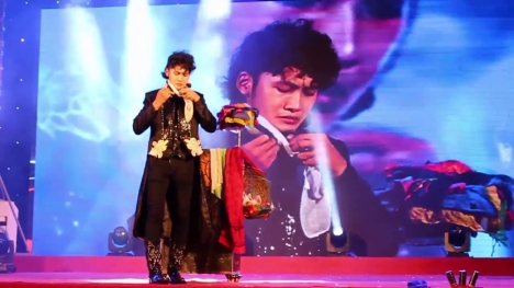 DV Cung Cấp Ảo Thuật Gia , Xiếc