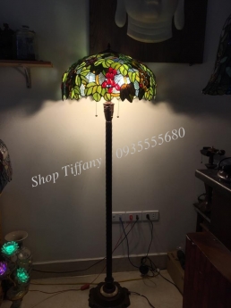 Đèn Sàn Tiffany Họa Tiết Nho Mỹ