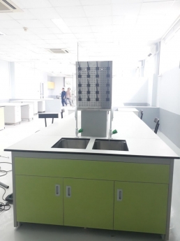 BÀN BỒN CHẬU RỬA PHÒNG THÍ NGHIỆM