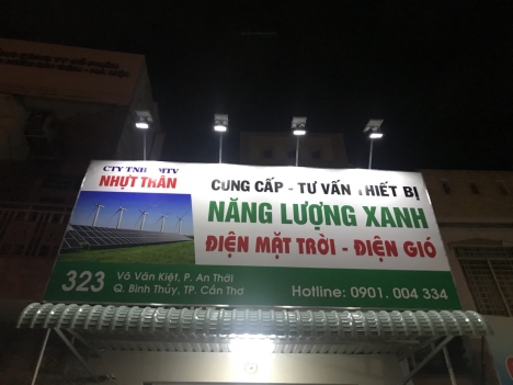 Đèn 25W Siêu Sáng Năng Lượng Mặt Trời