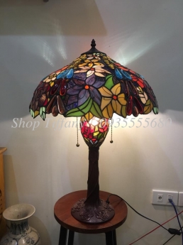 Đèn Bàn Tiffany Hoa Hồng Châu Âu