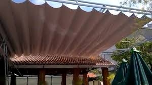 Giải pháp che nắng mưa hiệu quả - Mái che xếp ly