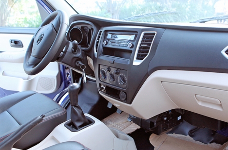 Xe Tải Trường Giang Cabin đôi 5 chỗ ngồi tải trọng 810kg