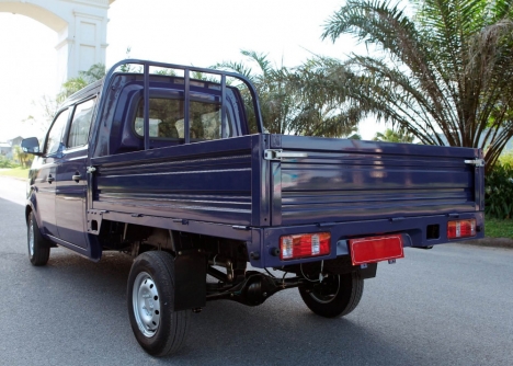 Xe Tải Trường Giang Cabin đôi 5 chỗ ngồi tải trọng 810kg