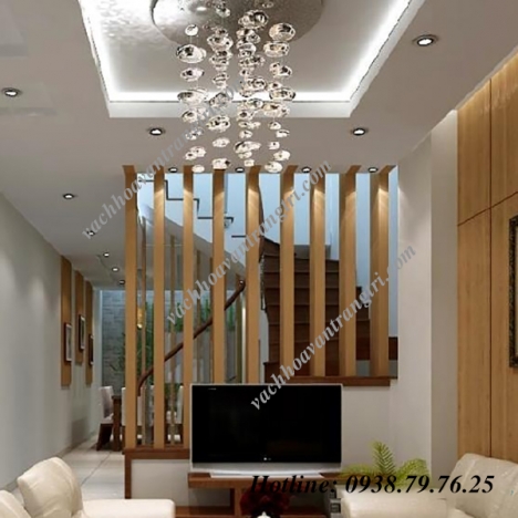Thiết kế lam gỗ cầu thang trang trí, che chắn không gian nhà.