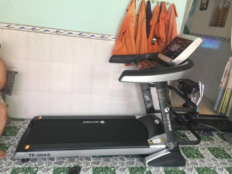Máy chạy bộ điện Tech Fitness TF-20AS đa năng