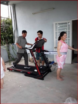 MÁY CHẠY BỘ TECH FITNESS TF-12 ĐA NĂNG