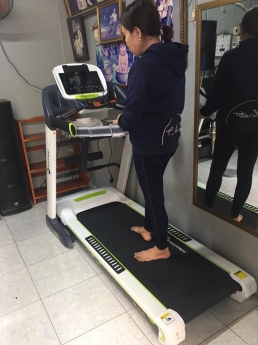 Máy chạy bộ điện đa năng Tech Fitness TF-22AS