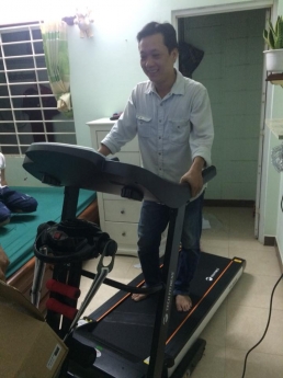 Máy chạy bộ điện đa năng Tech Fitness TF-06AS