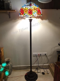 Đèn Sàn Tiffany Họa Tiết Hoa hồng
