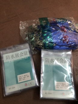 Thẻ đeo nhân viên (bao đeo thẻ)