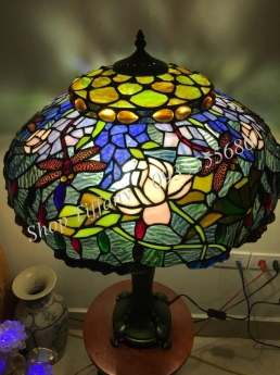 Đèn Bàn Tiffany Hai Thân Hoa Chuồn