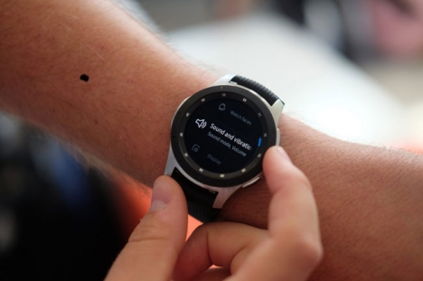 Đồng hồ Samsung Galaxy Watch 46mm chính hãng