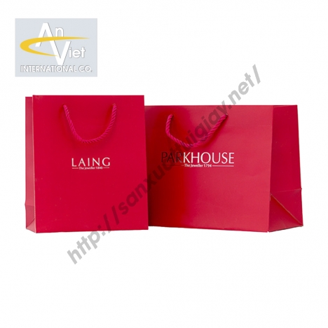 . Công ty chúng tôi chuyên thiết kế, tờ rơi, card ,  túi giấy, hộp giấy, lịch tết có File sẵn, or Fi