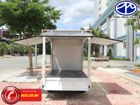 Xe tải nhẹ Dongben 870kg thùng cánh dơi bán hàng lưu động.