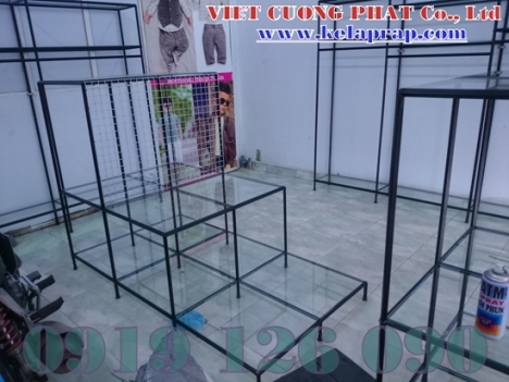 Kệ shoroow tháo ráp,giá kệ trưng bày tiết kiệm chi phí di chuyển gọn nhẹ Việt Cường Phát
