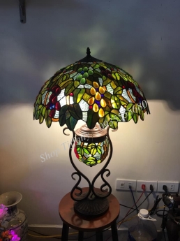 Đèn Bàn Tiffany Họa Tiết Cây Nho