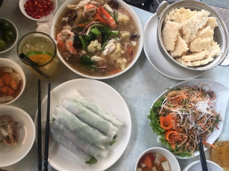 Phở cuốn 31 Ngũ Xã địa chỉ ăn ngon Hà Nội đáng lưu tâm