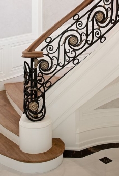 Gia công cầu thang