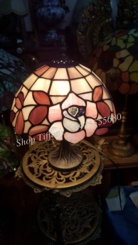Đèn Bàn Tiffany Mỹ Xưa