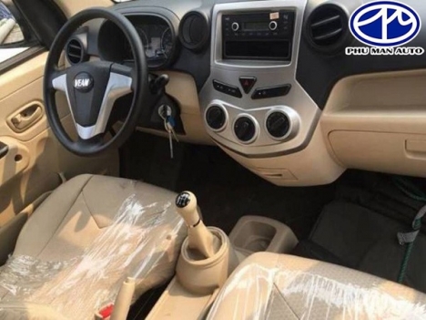 Xe tải nhẹ 990kg thùng dài 2m6 cabin du lịch.