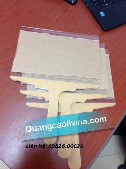 Mẫu những loại biển đón cầm tay giá chỉ 350.000