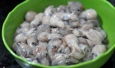 bán chả cốm, chả cá Hà nội và hải sản sạch Phú Quốc