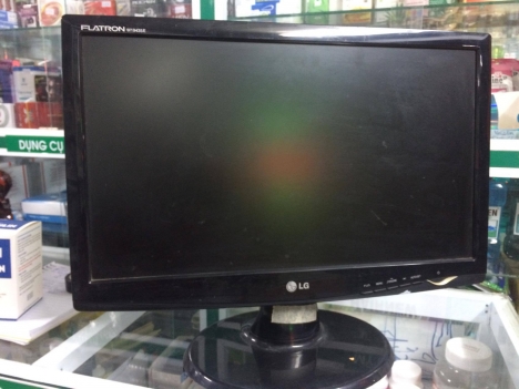 man hinh lg 19in