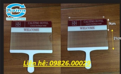 Mẫu những loại biển đón cầm tay giá chỉ 350.000